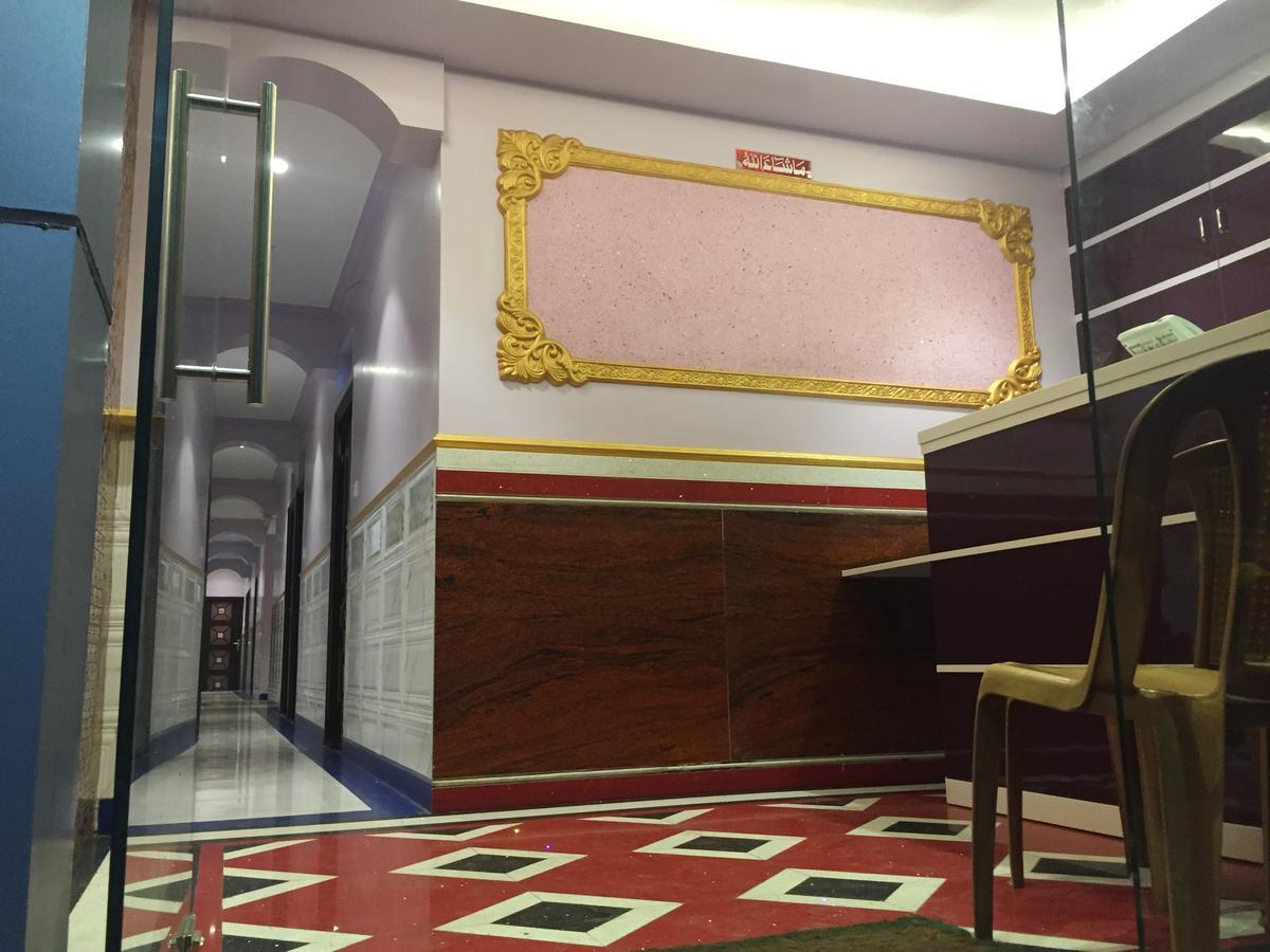 Hotel Marhaba Мумбаи Экстерьер фото